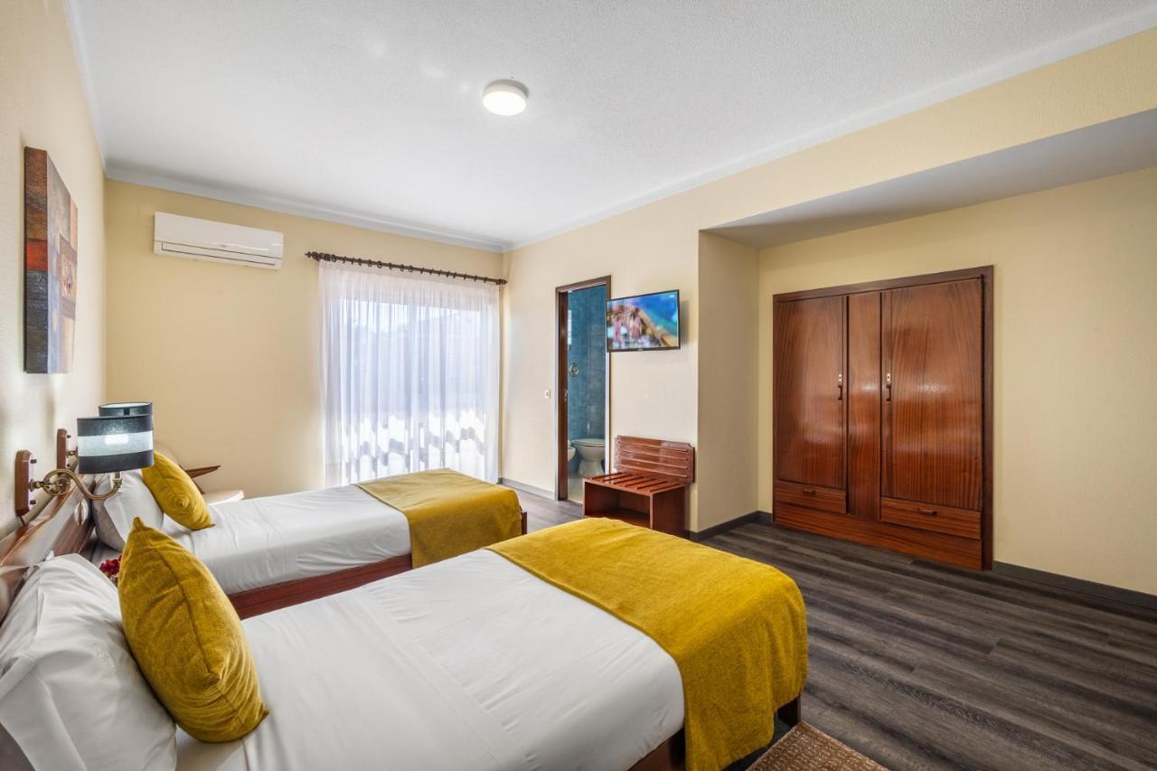 Hotel Colmeia モンテ・レアル エクステリア 写真