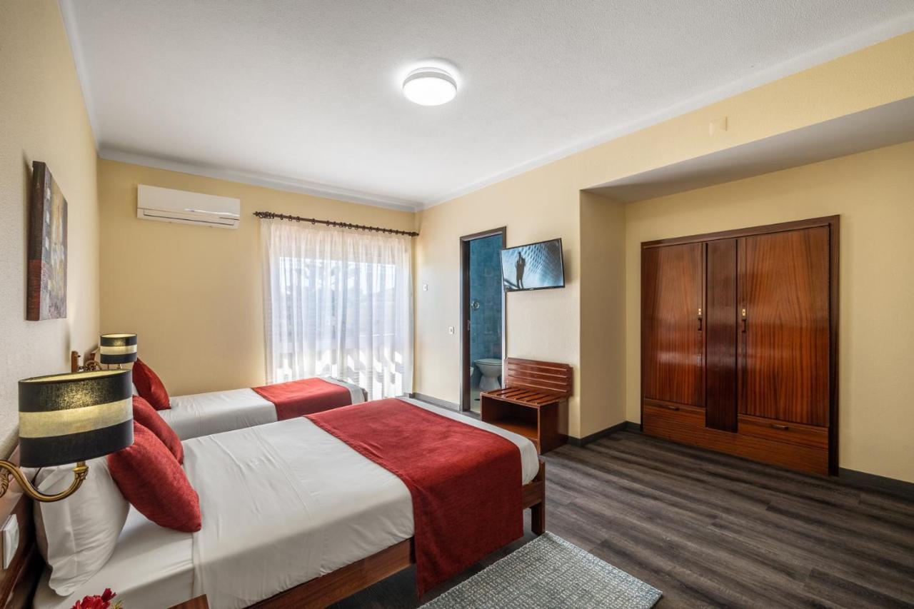Hotel Colmeia モンテ・レアル エクステリア 写真