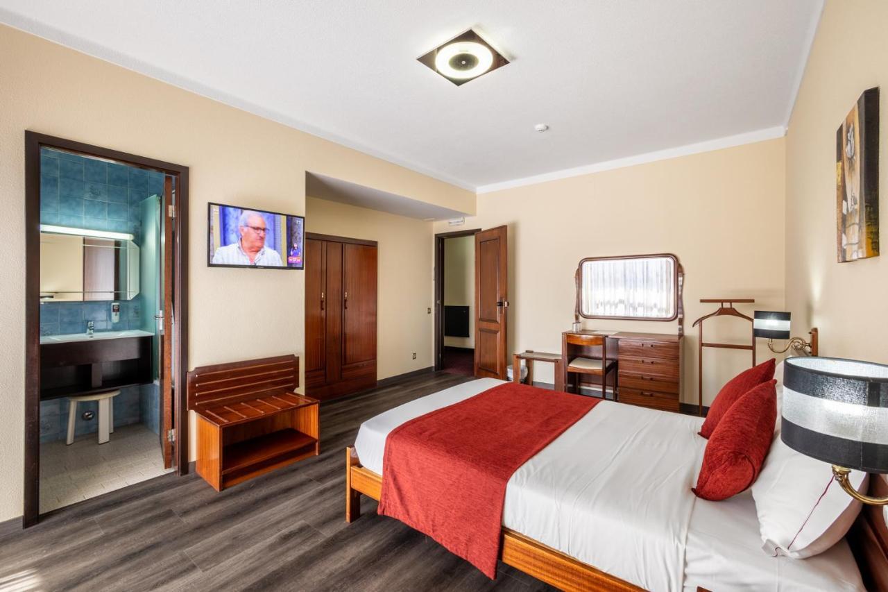 Hotel Colmeia モンテ・レアル エクステリア 写真