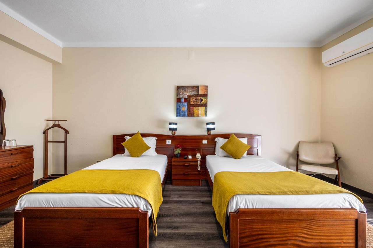 Hotel Colmeia モンテ・レアル エクステリア 写真